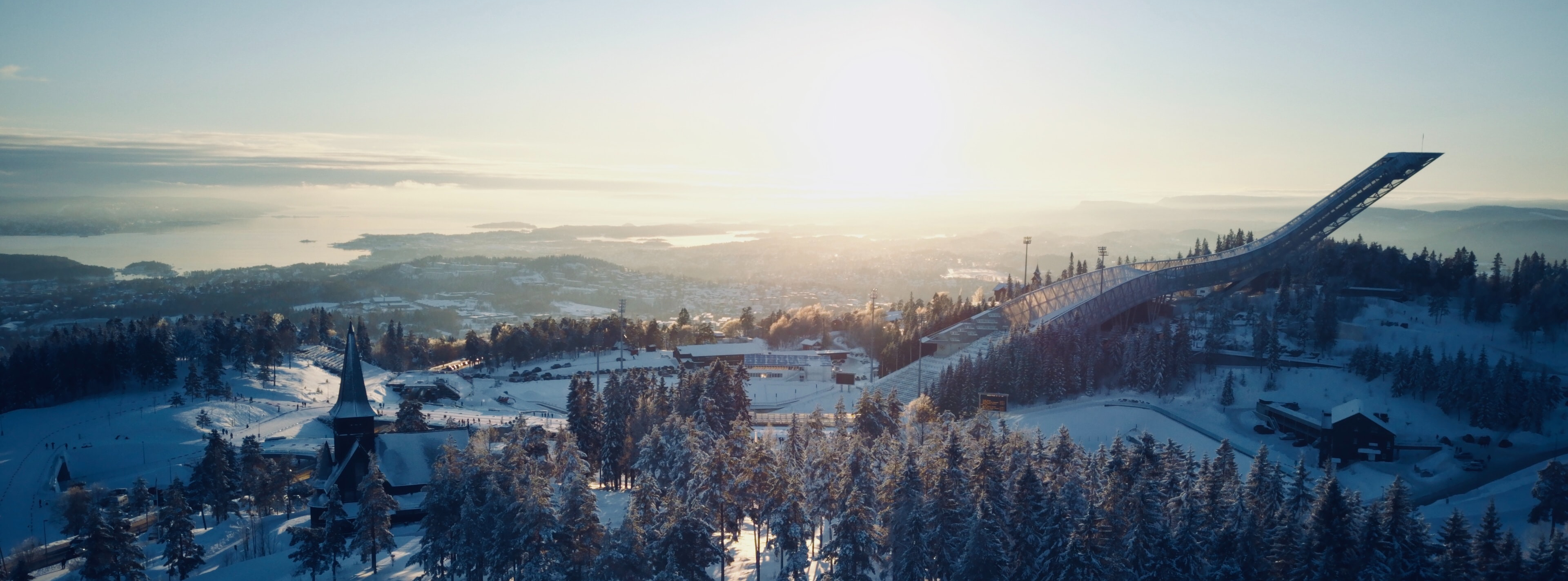 Detec Nect Fire, videoovervåkning som brannvernsløsning for attraksjoner og historiske bygg. Kan kombineres med andre brannvernsystemer, som f.eks sprinkelsystem.  Video surveillance as a fire child solution for historic buildings and attractions.